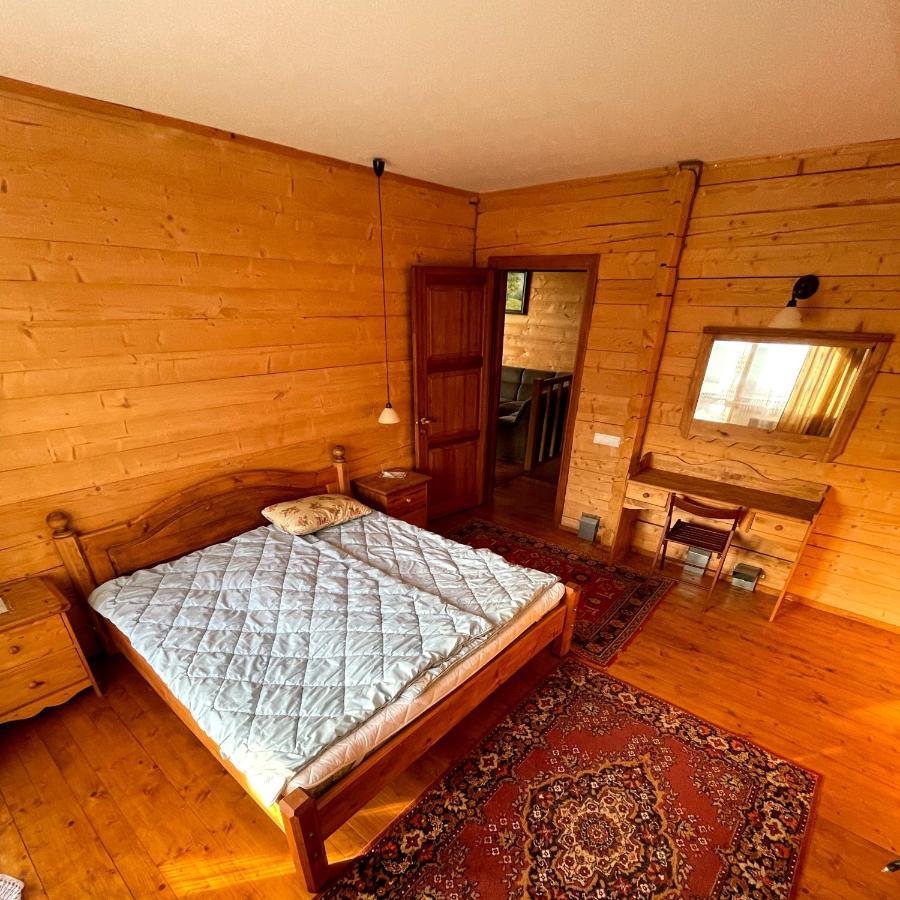 Villa На Полумистому à Mykulychyn Extérieur photo